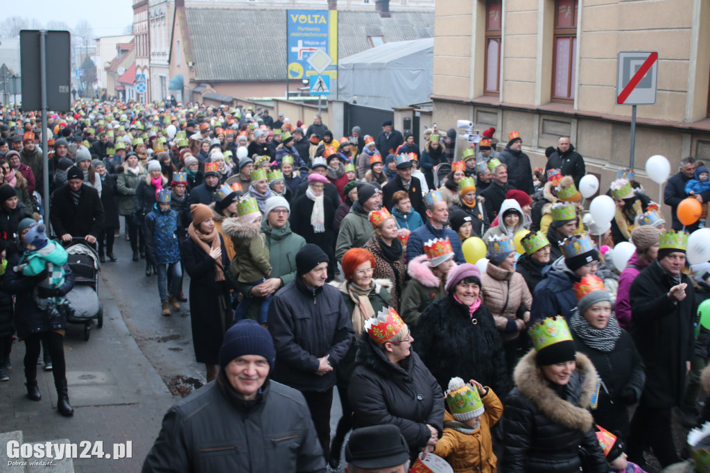 Orszak Trzech Króli ulicami Krobi