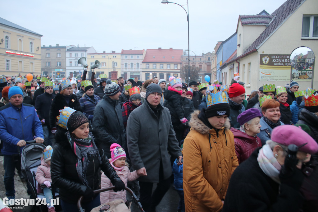 Orszak Trzech Króli ulicami Krobi