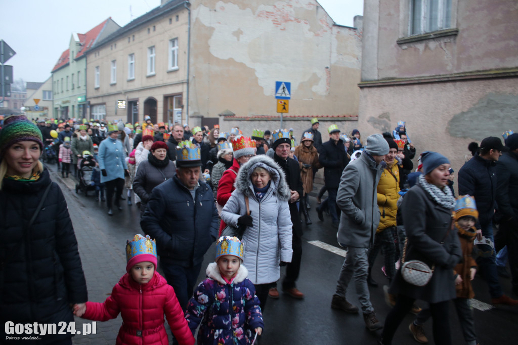 Orszak Trzech Króli ulicami Krobi