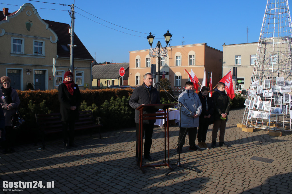 Happening w hołdzie powstańcom w Piaskach