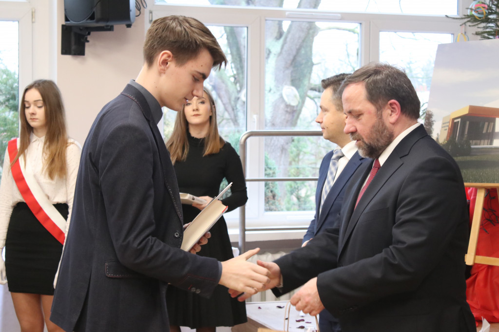 Obchody 101 rocznicy wybuchu powstania w ZSZ Gostyń