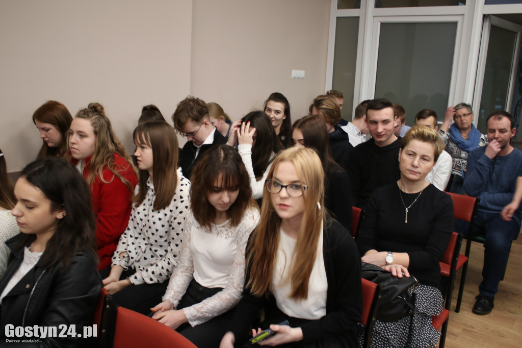 Obchody 101 rocznicy wybuchu powstania w ZSZ Gostyń