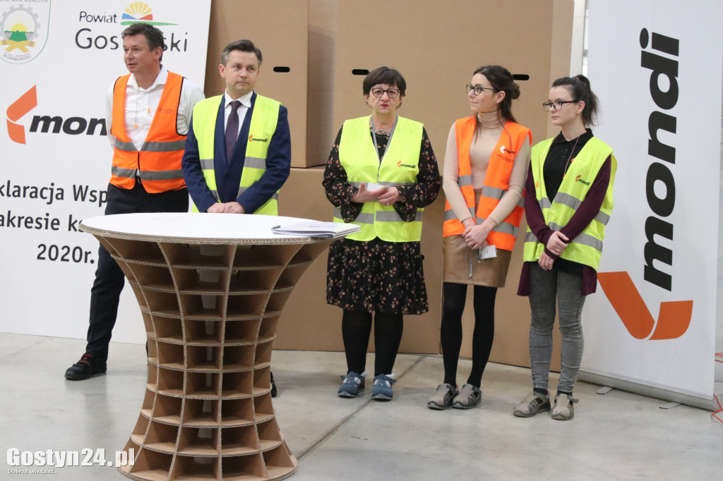 Podpisanie umowy w Mondi Simet w Grabonogu
