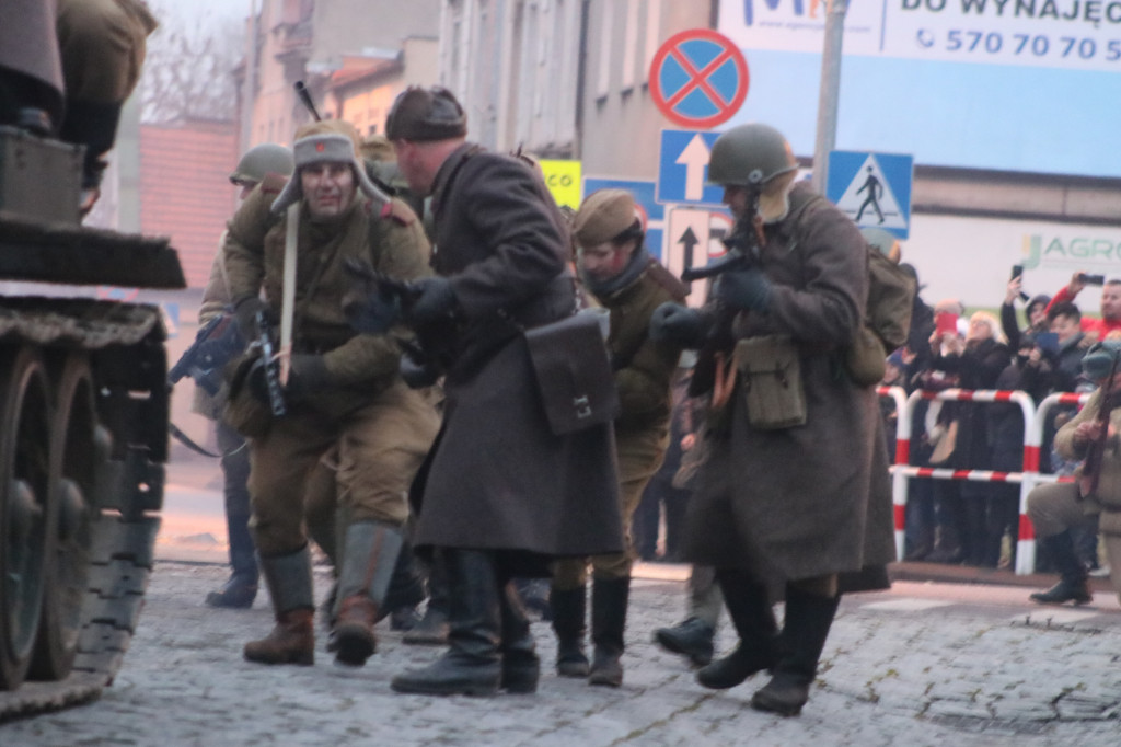 Historyczna inscenizacja na gostyńskim rynku