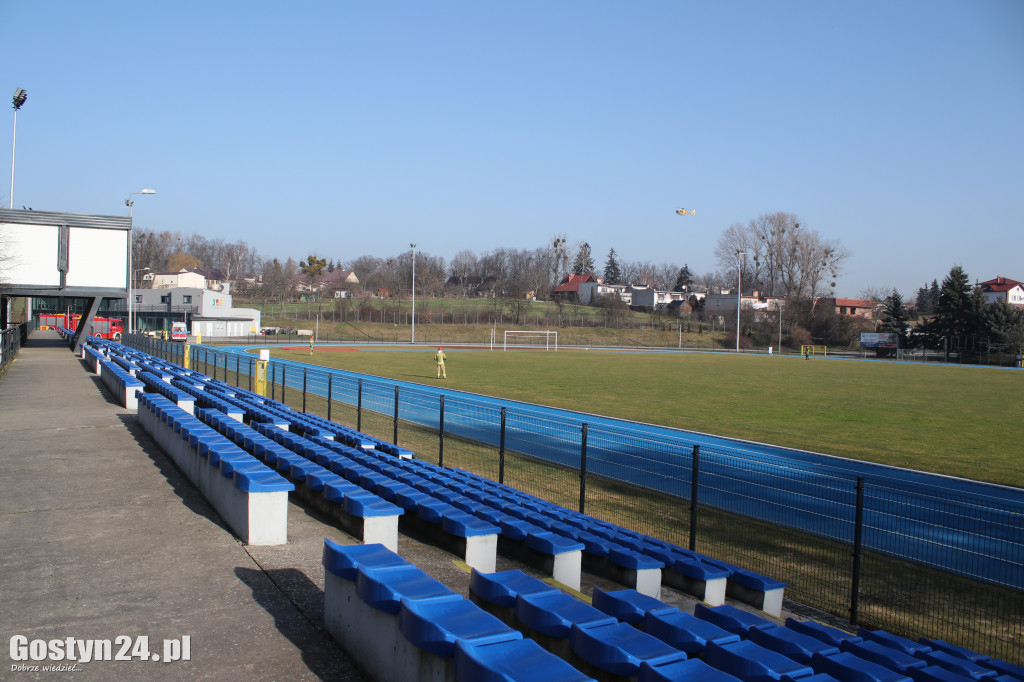 Lądowanie helikoptera LPR na gostyńskim stadionie