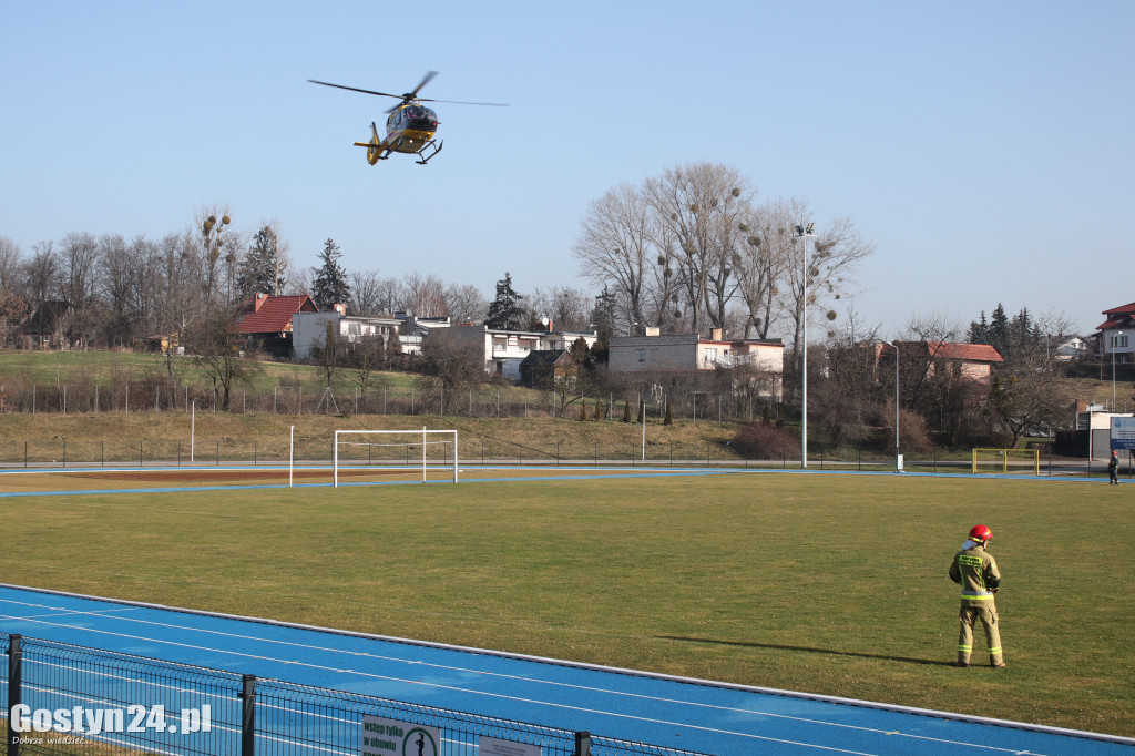 Lądowanie helikoptera LPR na gostyńskim stadionie