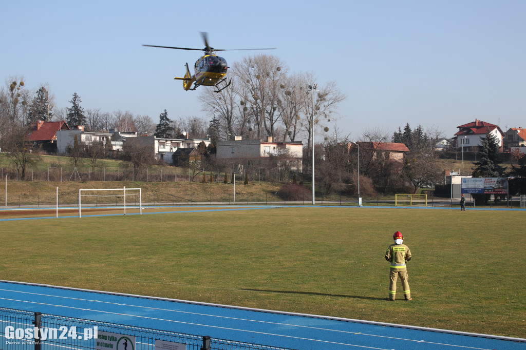 Lądowanie helikoptera LPR na gostyńskim stadionie