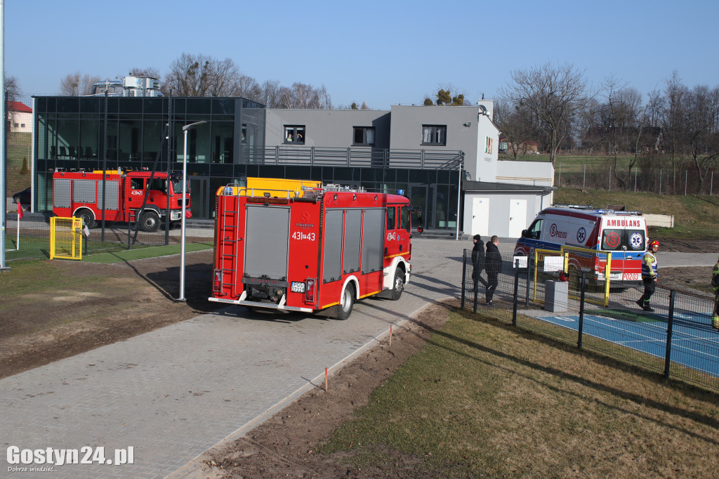 Lądowanie helikoptera LPR na gostyńskim stadionie