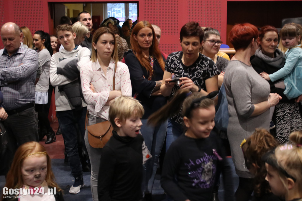 Koci Balik w gostyńskim Hutniku