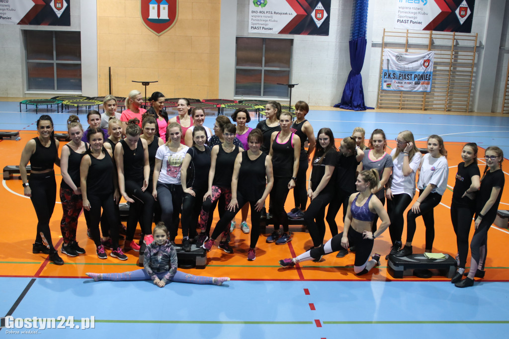 Maraton fitness w OSiR w Poniecu