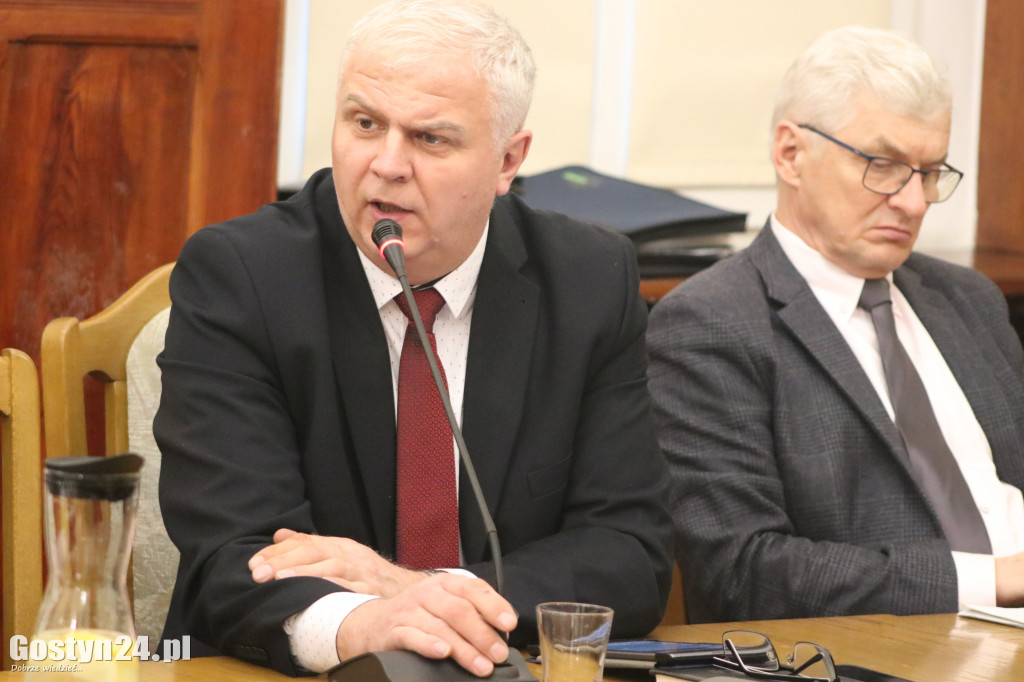 Radni zdecydowali o likwidacji szkół w Goli i Siemowie