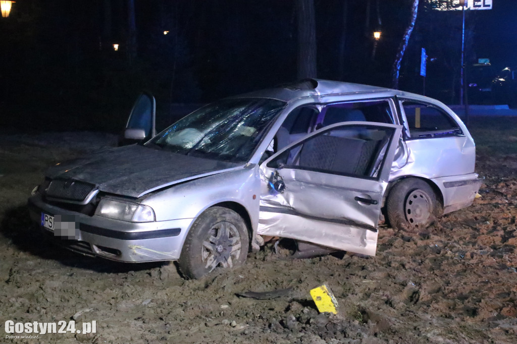 Zderzenie dwóch osobówek w Krzemieniewie