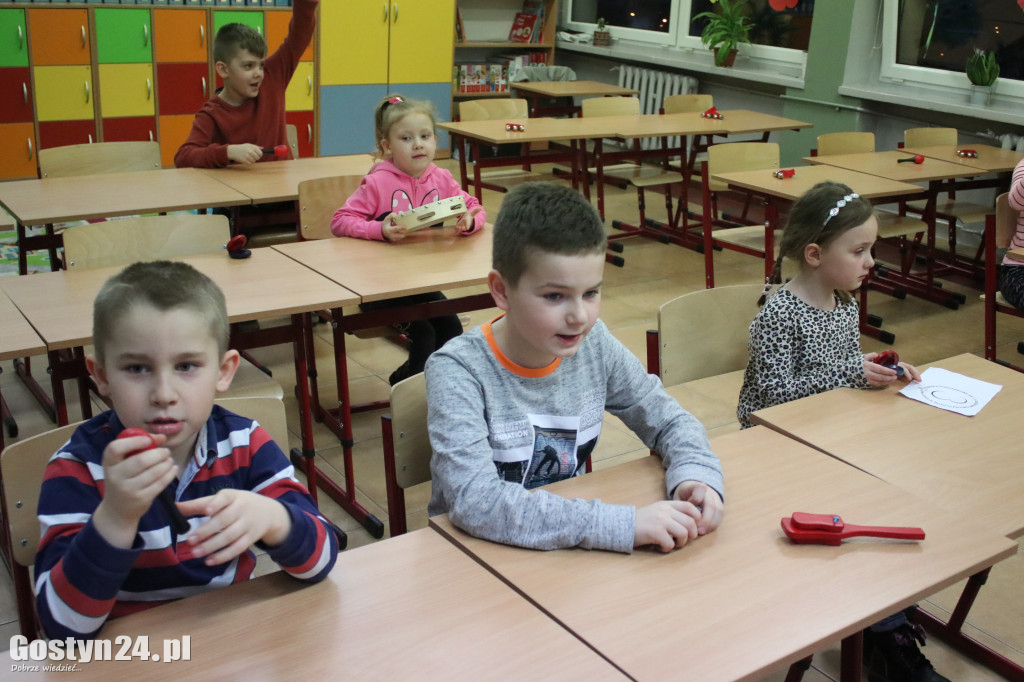 Drzwi otwarte w gostyńskiej trójce