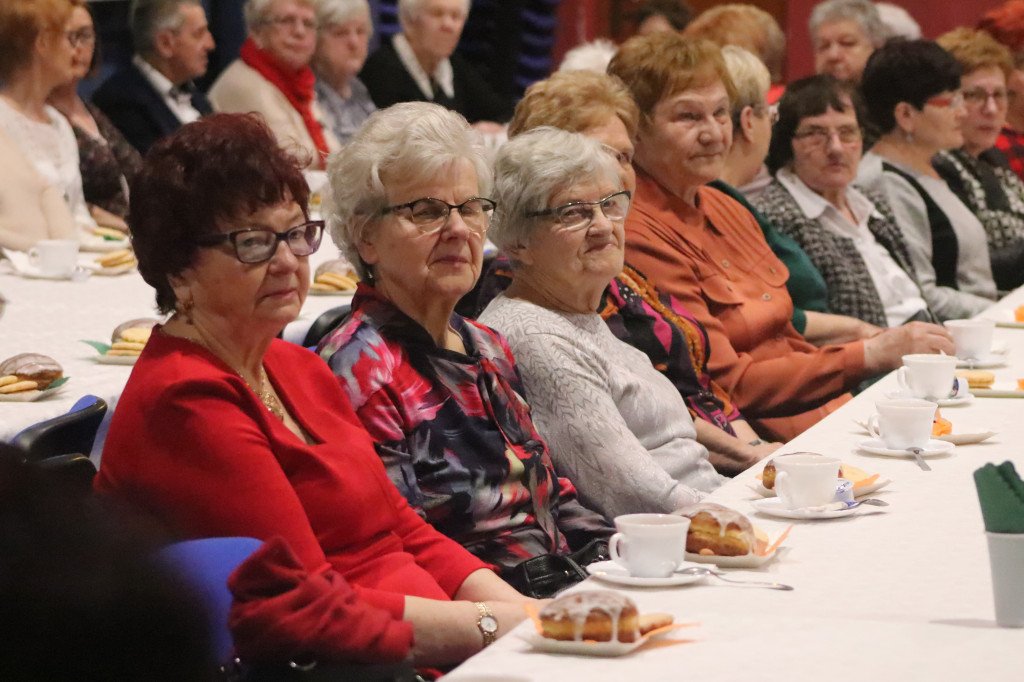 Dzień Kobiet PZERiI w gostyńskim Hutniku