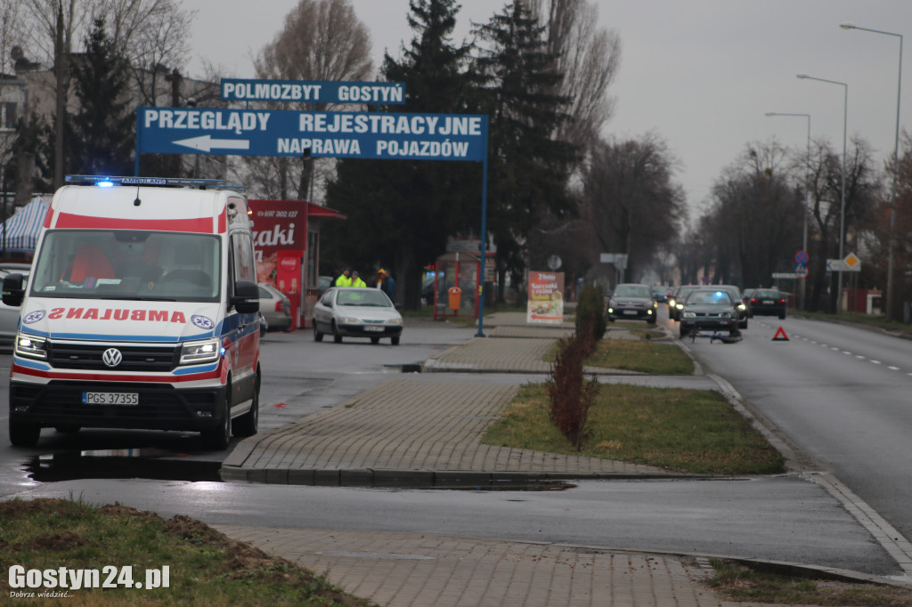 Potrącenie rowerzysty na ul. Wrocławskiej w Gostyniu
