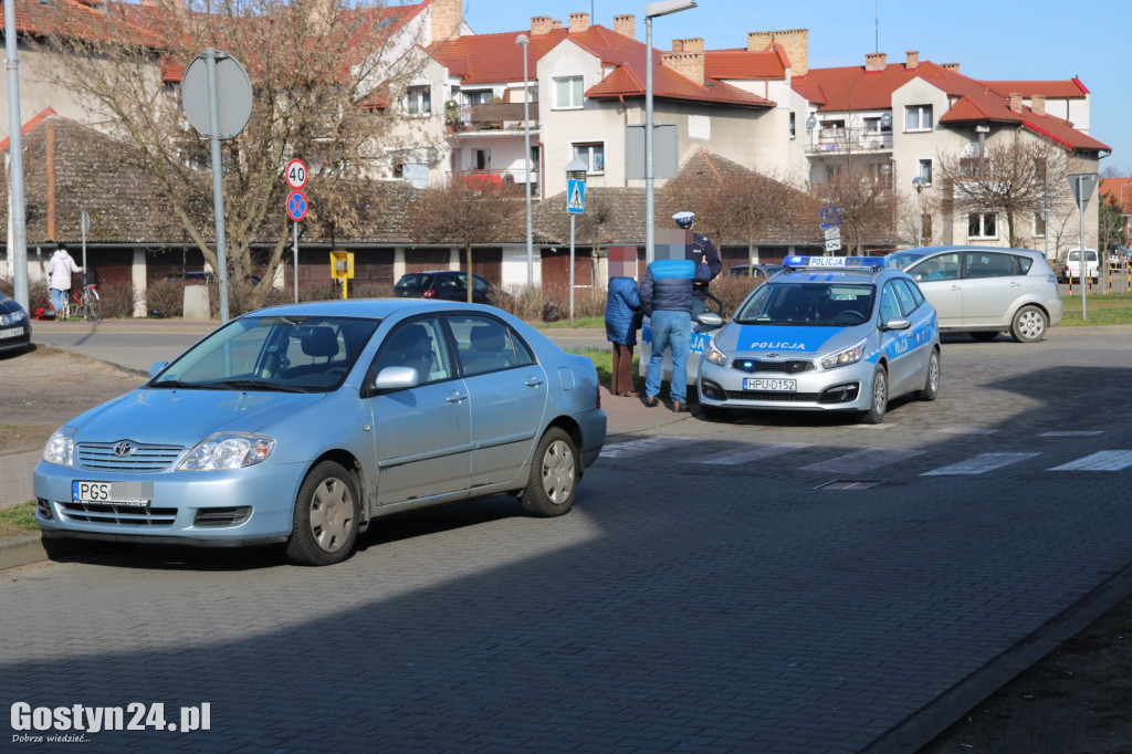 Potrącenie na pasach w centrum Gostynia