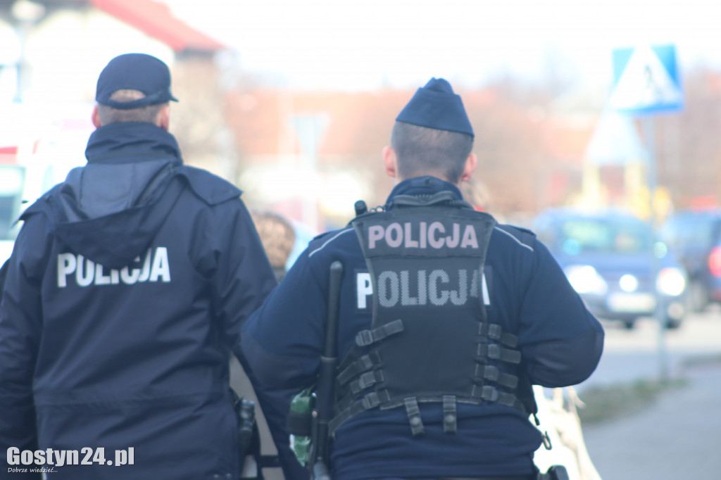 Potrącenie na pasach w centrum Gostynia
