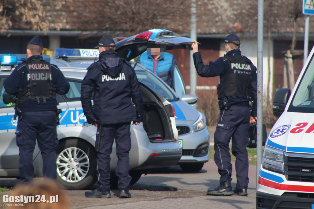 Potrącenie na pasach w centrum Gostynia