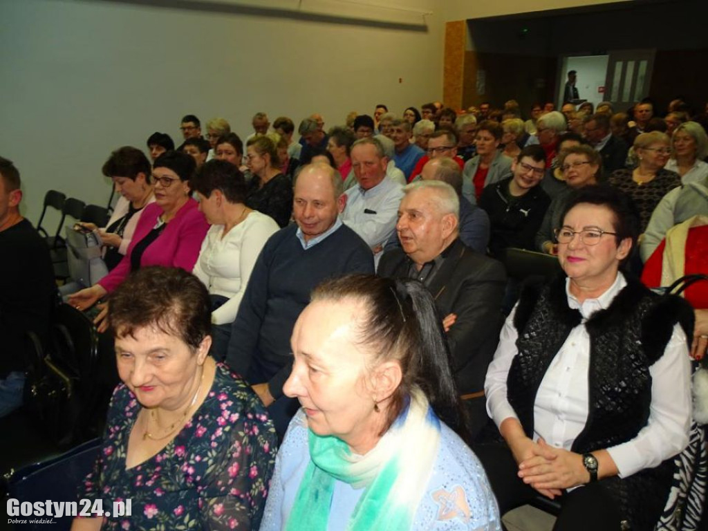 Szafa Gra wystąpili w GOK Pępowo