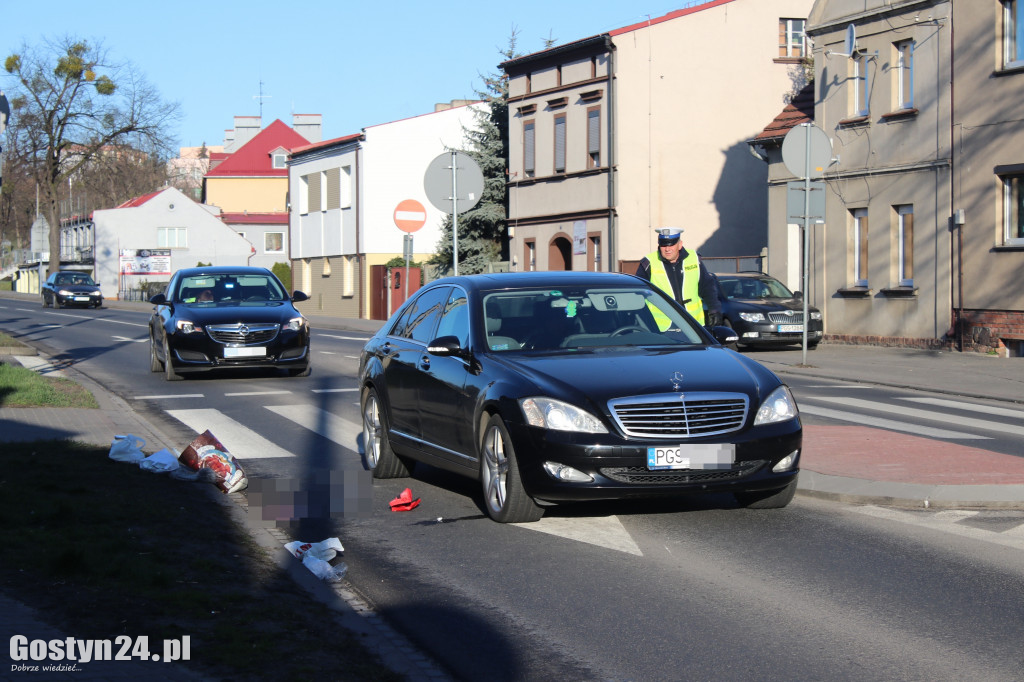 Potrącenie na przejściu dla pieszych w Gostyniu