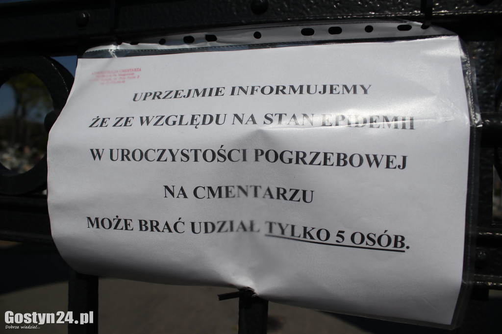 Cmentarz zamknięty do odwołania. To koniec...