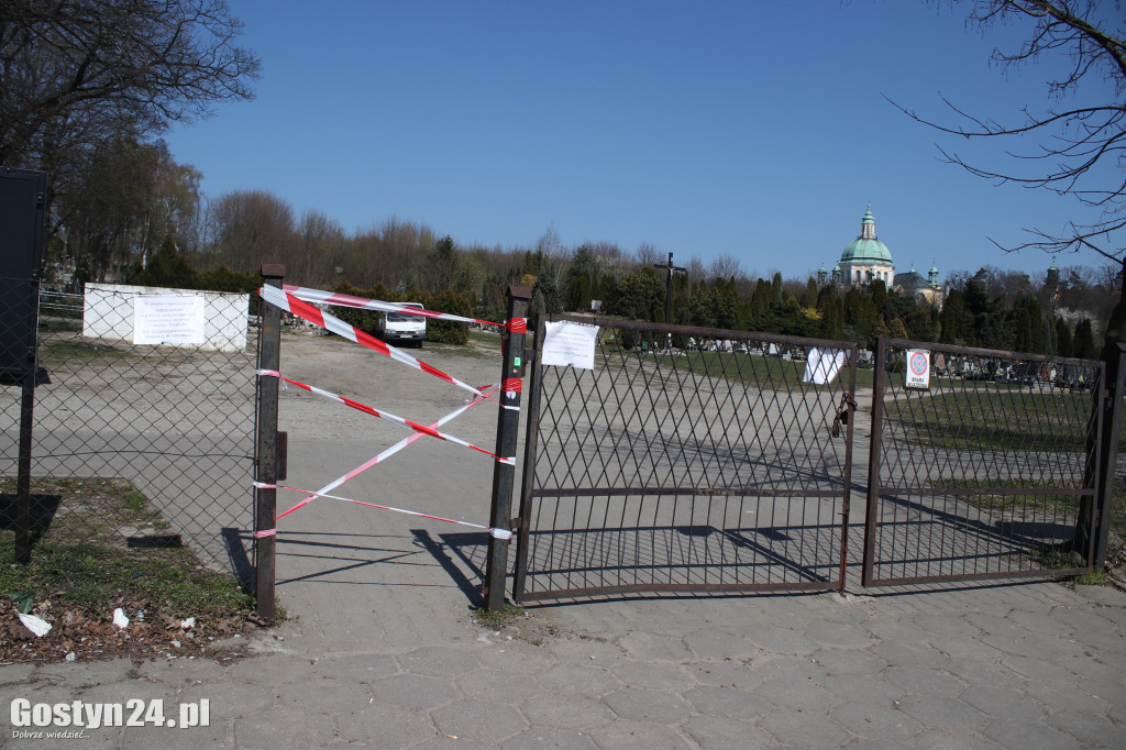 Cmentarz zamknięty do odwołania. To koniec...