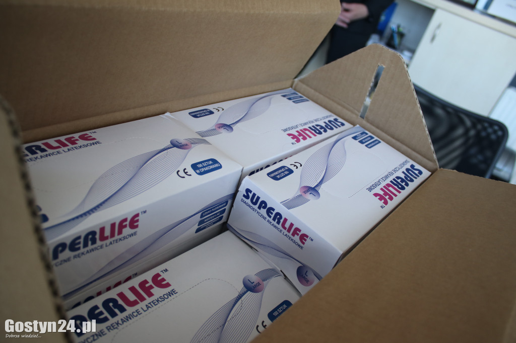 Przekazanie środków ochrony w Mondi Simet