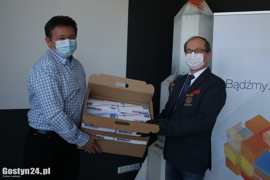 Przekazanie środków ochrony w Mondi Simet