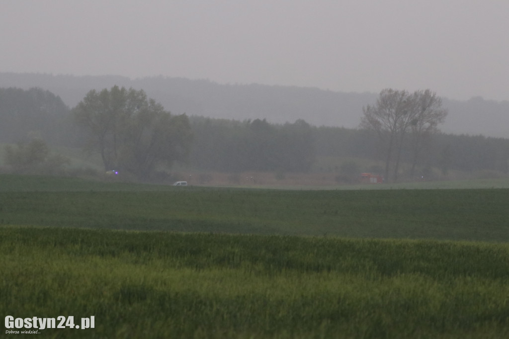 Pożar na łąkach pomiędzy Kunowem a Małachowem