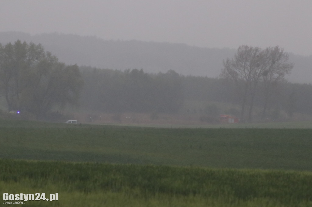 Pożar na łąkach pomiędzy Kunowem a Małachowem