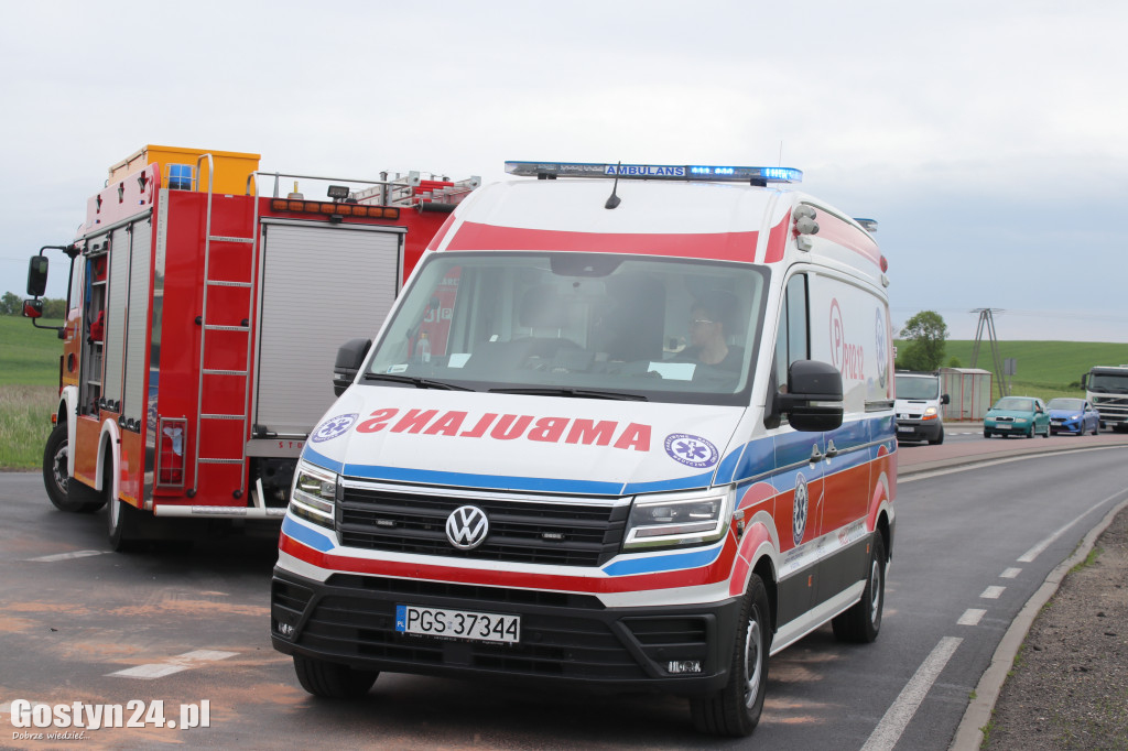 Klasyczne wymuszenie na DW 434 za Gostyniem