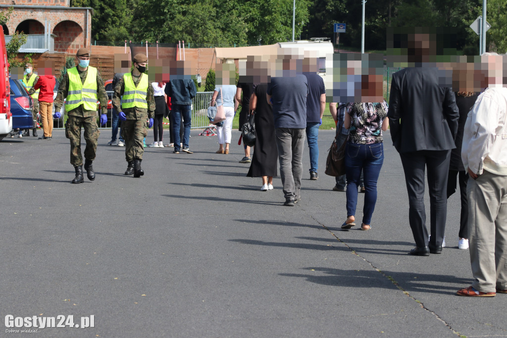 Mobilny punkt badań na obecność koronawirusa w Gostyniu
