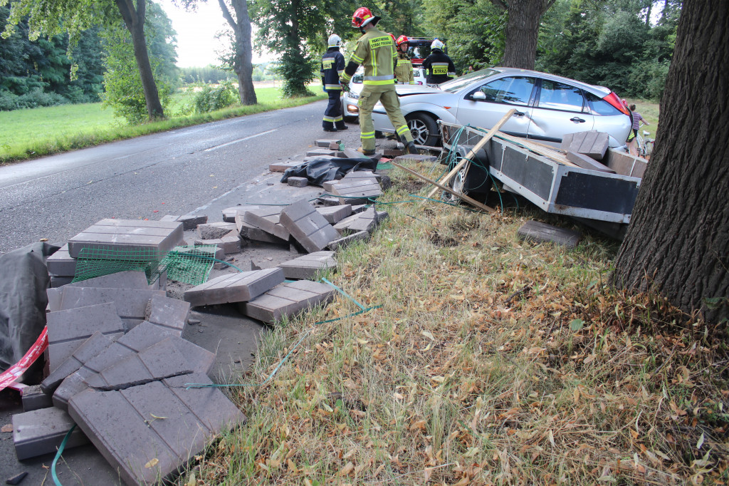 Wypadek na trasie Piaski - Strzelce Wielkie