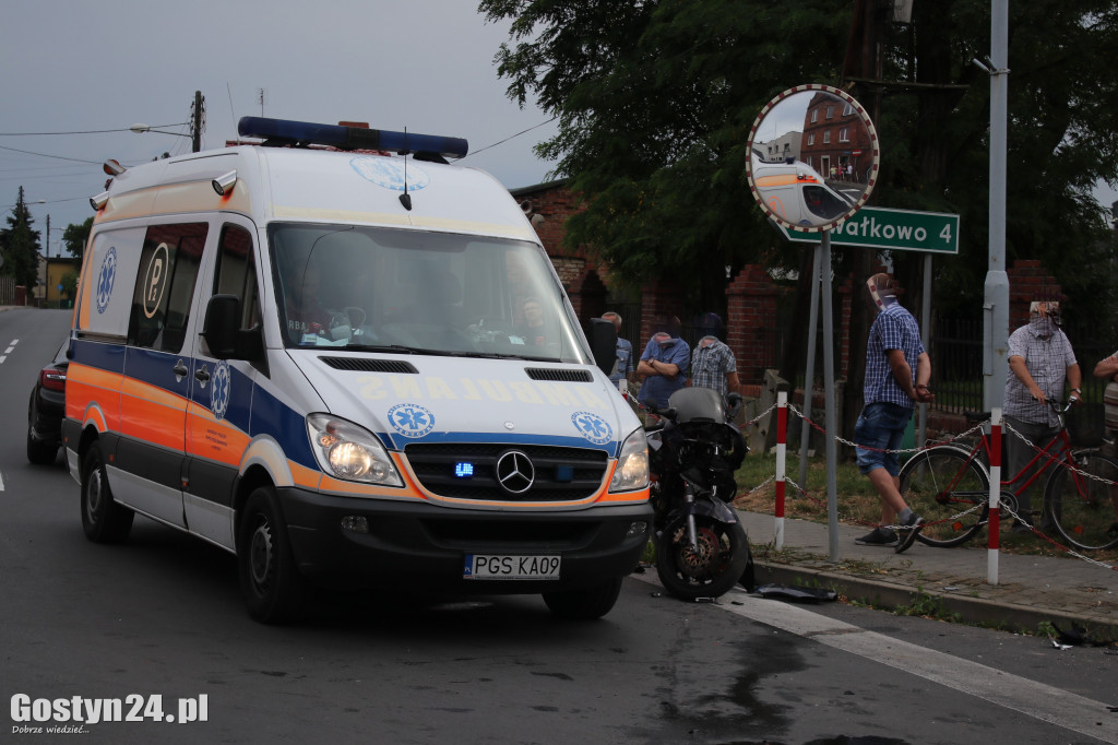 Zderzenie samochodu z motocyklem w Krobi