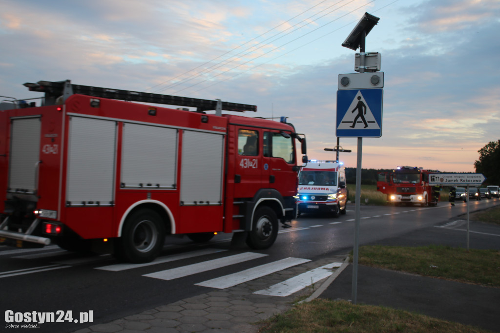 Zderzenie osobówki i motocykla w Karcu