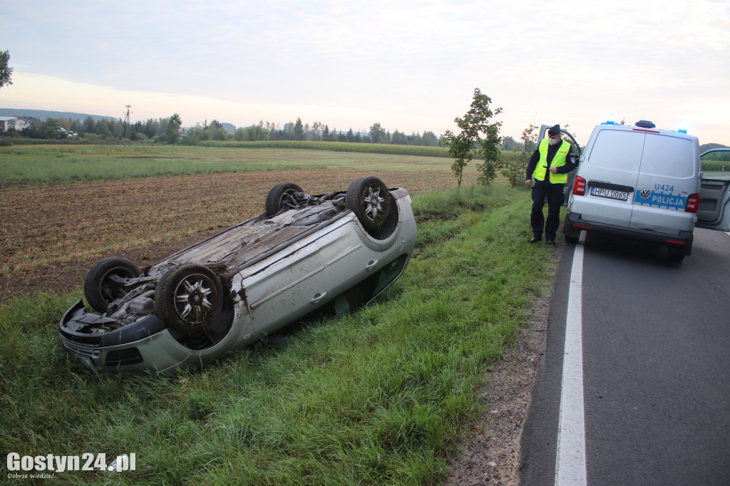Wypadek na DW 434 w Kunowie