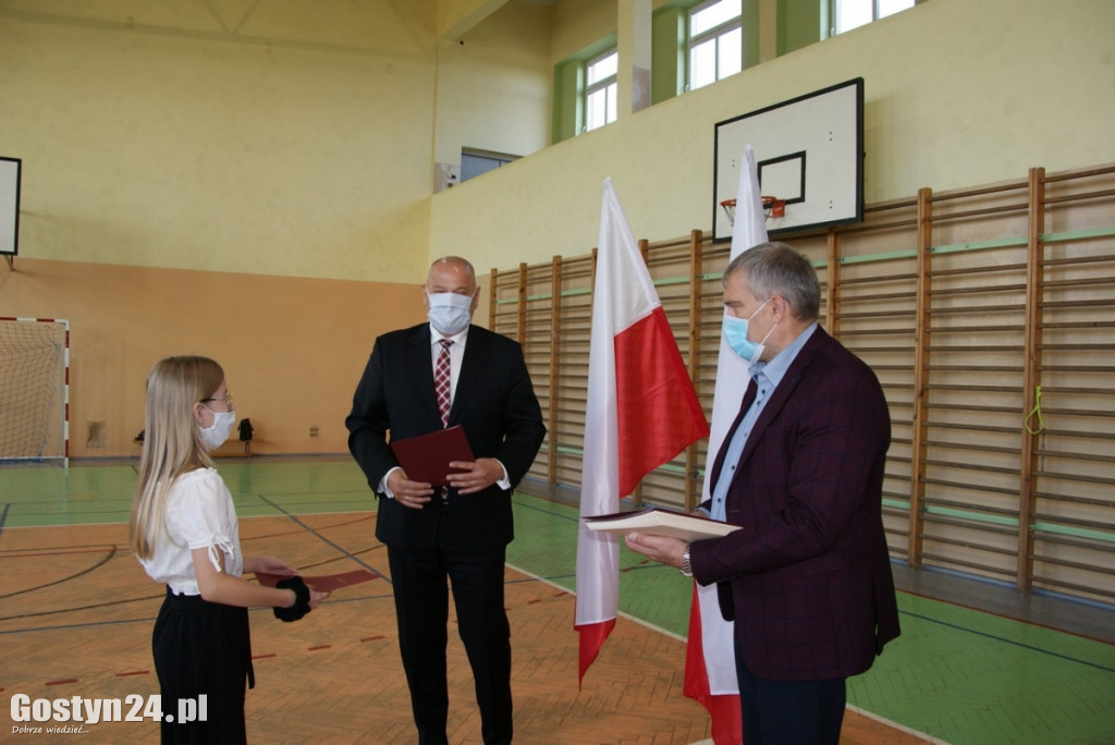 Stypendia burmistrza dla uczniów z Borku Wlkp.