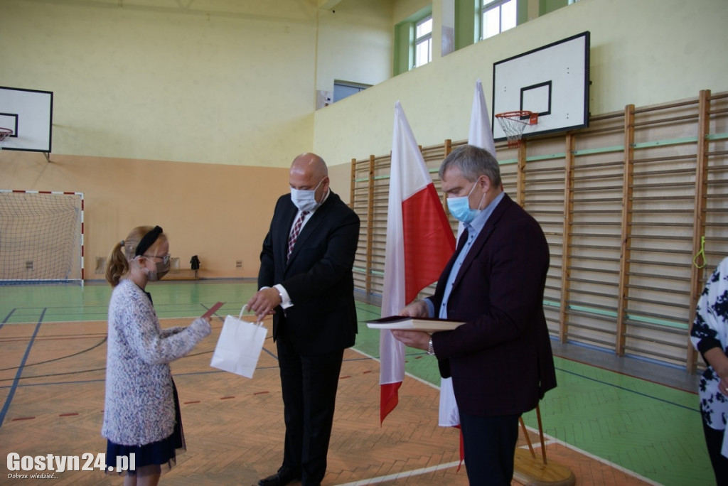 Stypendia burmistrza dla uczniów z Borku Wlkp.