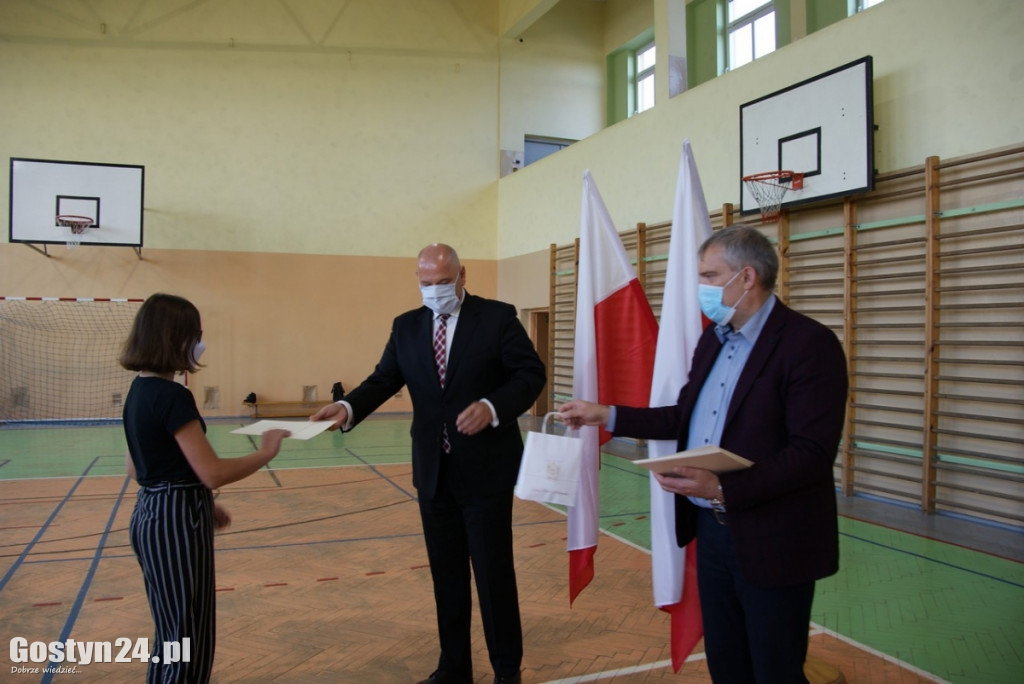 Stypendia burmistrza dla uczniów z Borku Wlkp.