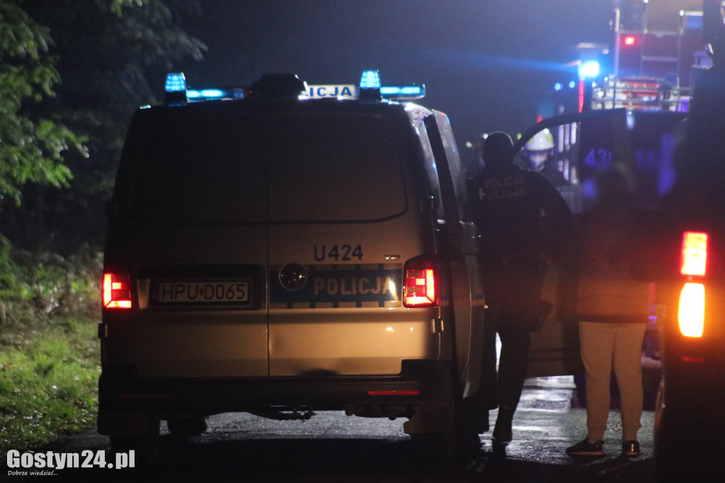 Auto wypadło z drogi na trasie Smogorzewo-Piaski