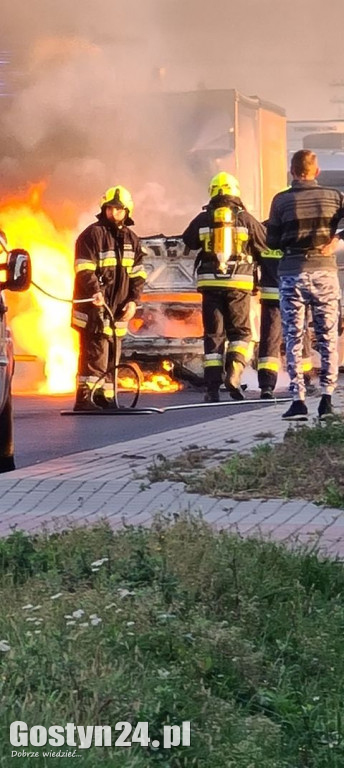 Pożar samochodu osobowego w Żychlewie