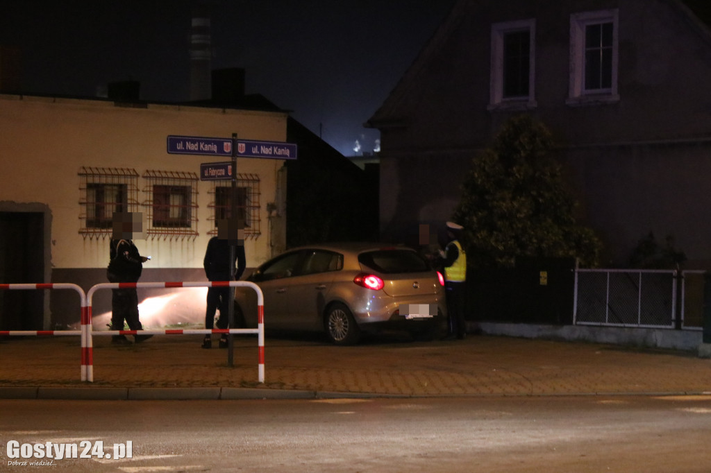 Pijany kierowca doprowadził do kolizji i uciekł