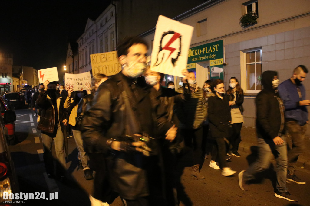 Kolejny protest kobiet na ulicach Gostynia