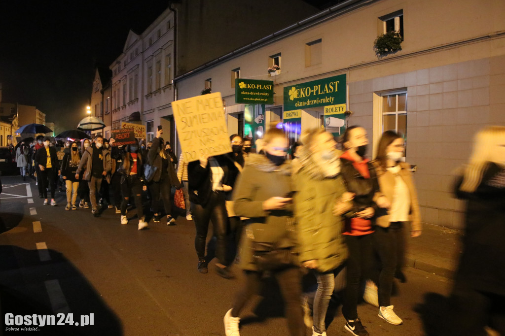 Kolejny protest kobiet na ulicach Gostynia