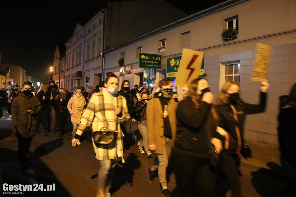 Kolejny protest kobiet na ulicach Gostynia