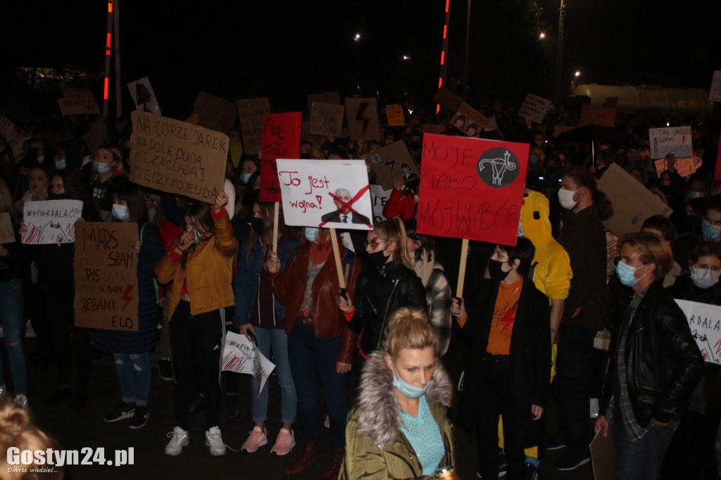 Kolejny protest kobiet na ulicach Gostynia