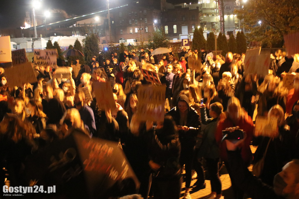 Kolejny protest kobiet na ulicach Gostynia