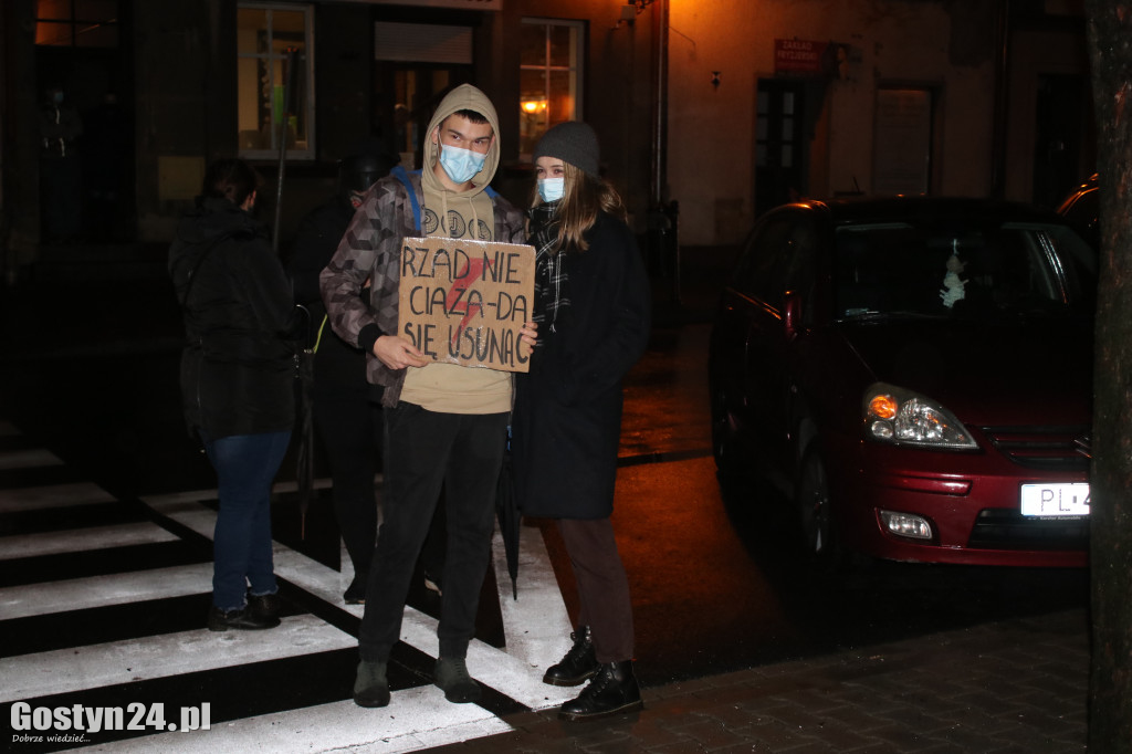 Strajk kobiet przeszedł ulicami Ponieca