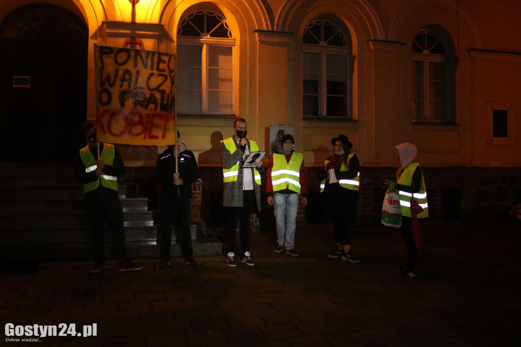 Strajk kobiet przeszedł ulicami Ponieca