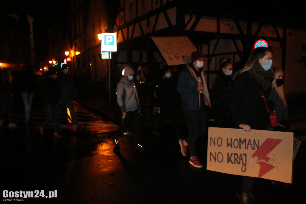 Strajk kobiet przeszedł ulicami Ponieca